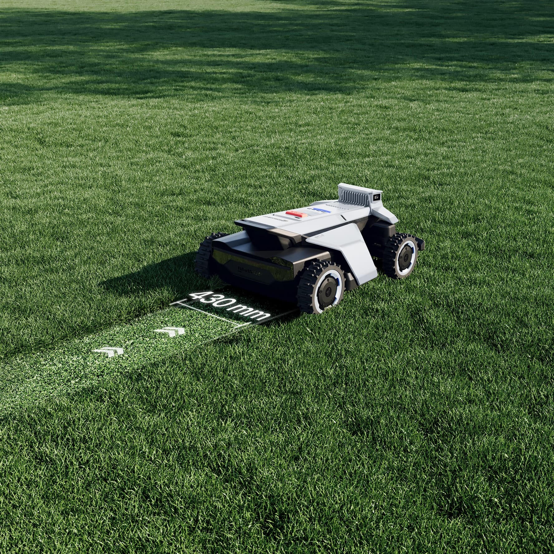 Navimow i Series robot lawn mower trims the green grass.